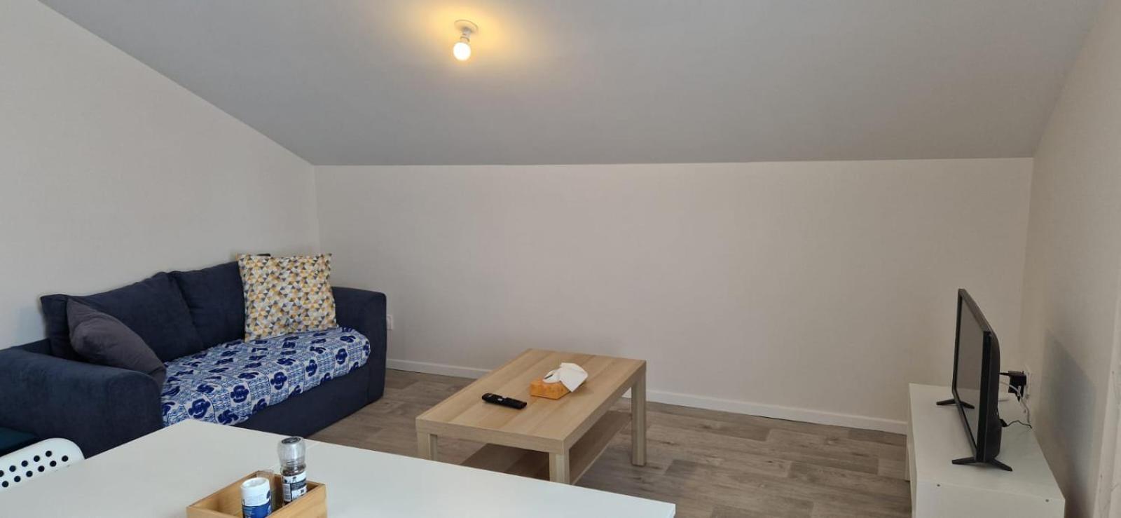 Au Pied De La Basilique Apartman Bourg-en-Bresse Kültér fotó
